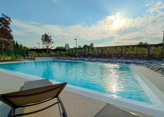 Campsite Garda Di Vino Agricamping & Wine Shop Lazise Ronchi (Veneto)