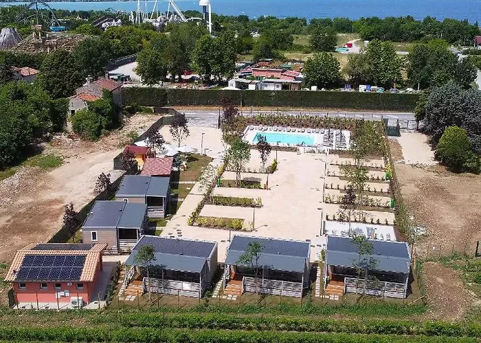 Campsite Garda Di Vino Agricamping & Wine Shop Lazise Ronchi (Veneto)
