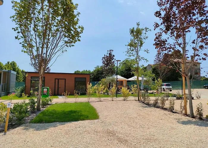 Garda Di Vino Agricamping & Wine Shop Lazise Campsite Ronchi (Veneto)
