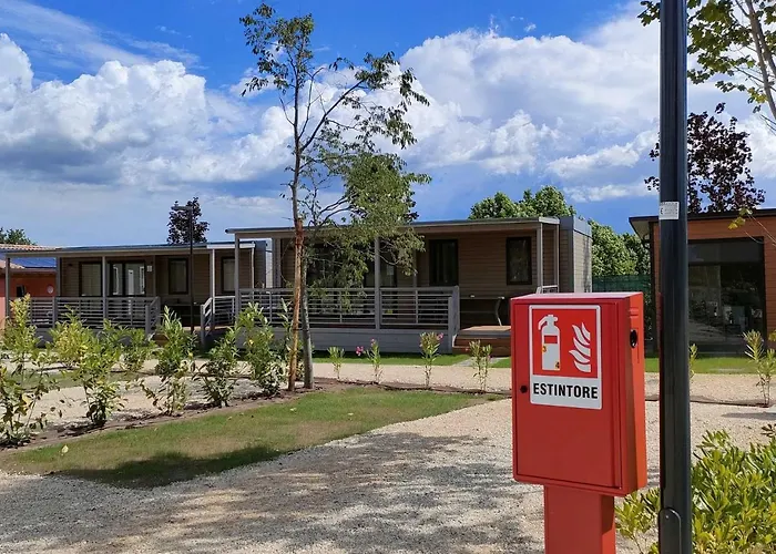 Garda Di Vino Agricamping & Wine Shop Lazise Campsite Ronchi (Veneto)