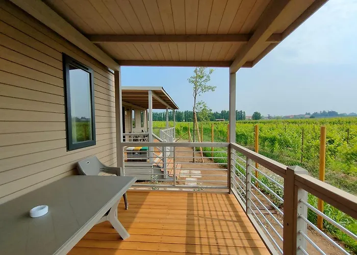 Garda Di Vino Agricamping & Wine Shop Lazise Campsite Ronchi (Veneto)