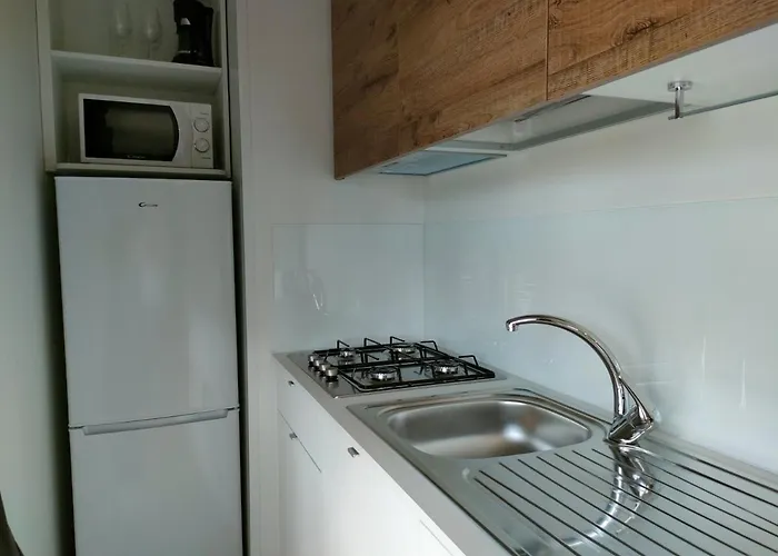 Garda Di Vino Agricamping & Wine Shop Lazise Campsite *